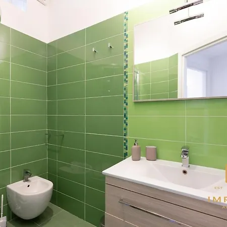 Дом отдыха Deluxe 300mt To Metrob, 3 Bdrm-panoramic View Ac Рим