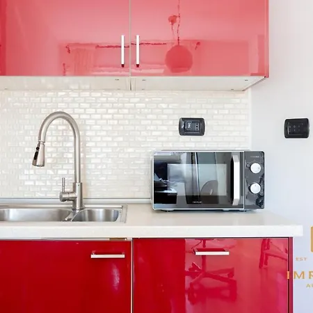 بيت للعطل Deluxe 300mt To Metrob, 3 Bdrm-panoramic View Ac