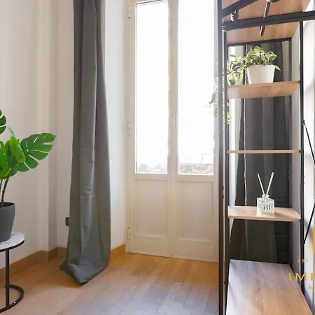 Feriehus Deluxe 300mt To Metrob, 3 Bdrm-panoramic View Ac Rom